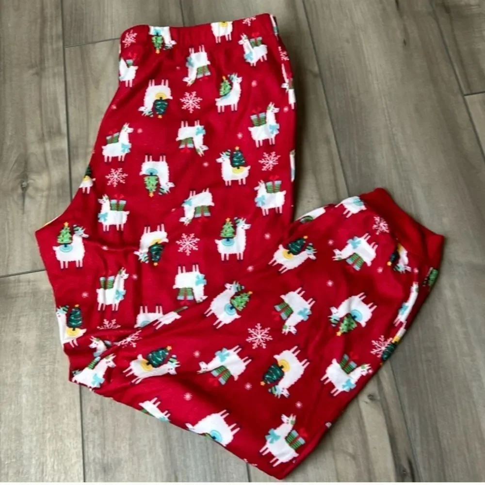 Wondershop Red Kids Pajama Bottoms with Llama and Snowflake Print